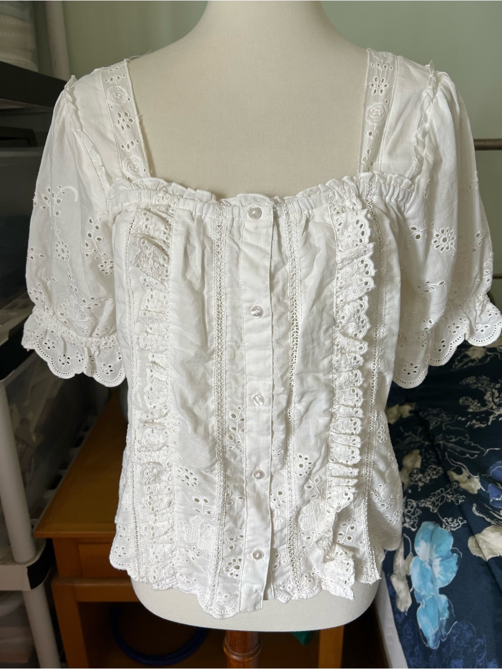 Jennifer & Grace White Eyelet Medium Lace Button-Front Women's 100% Cotton Top
